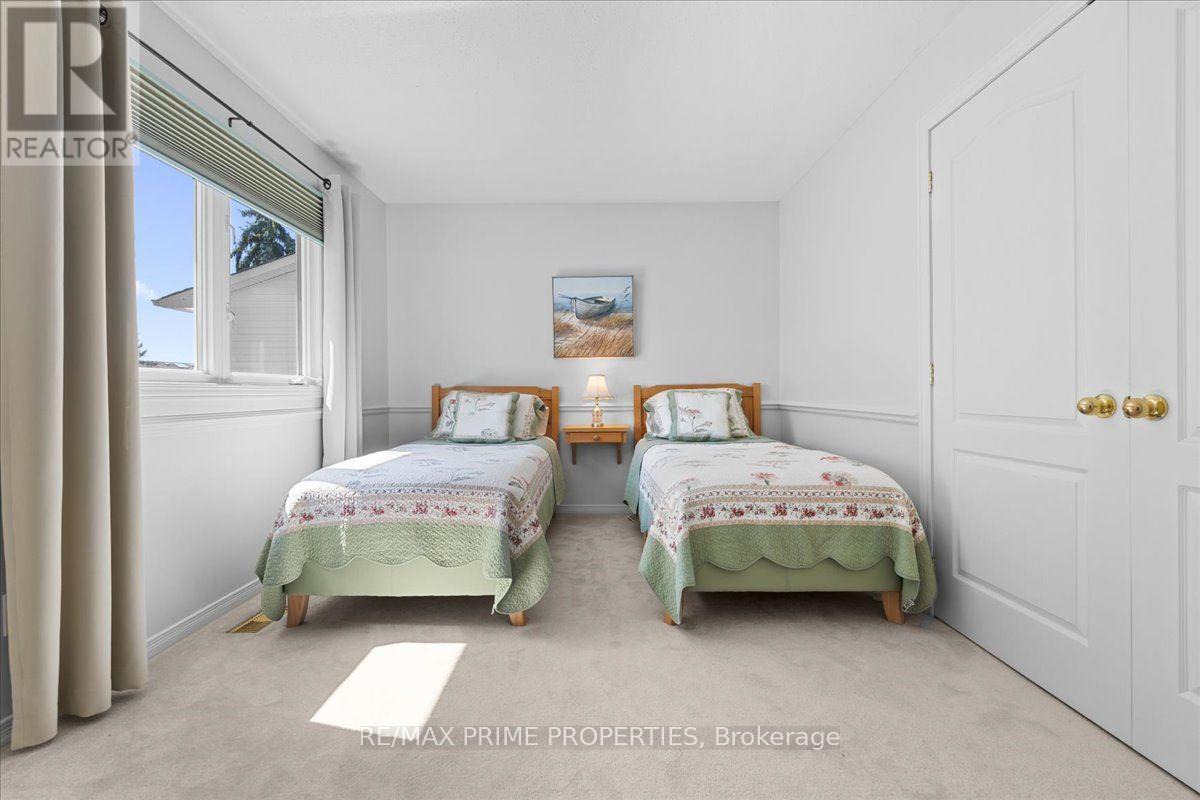 1020 Driftwood Crescent, Ottawa, Ontario  K1C 2P1 - Photo 33 - X13760018
