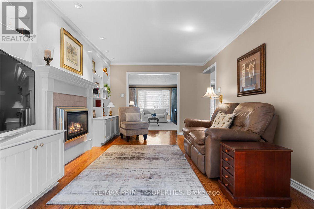 1020 Driftwood Crescent, Ottawa, Ontario  K1C 2P1 - Photo 8 - X13760018