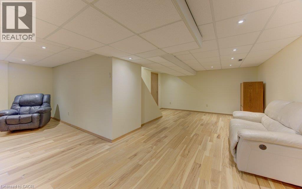 238 Mcgarry Drive, Kitchener, Ontario  N2N 1H9 - Photo 28 - 40859307