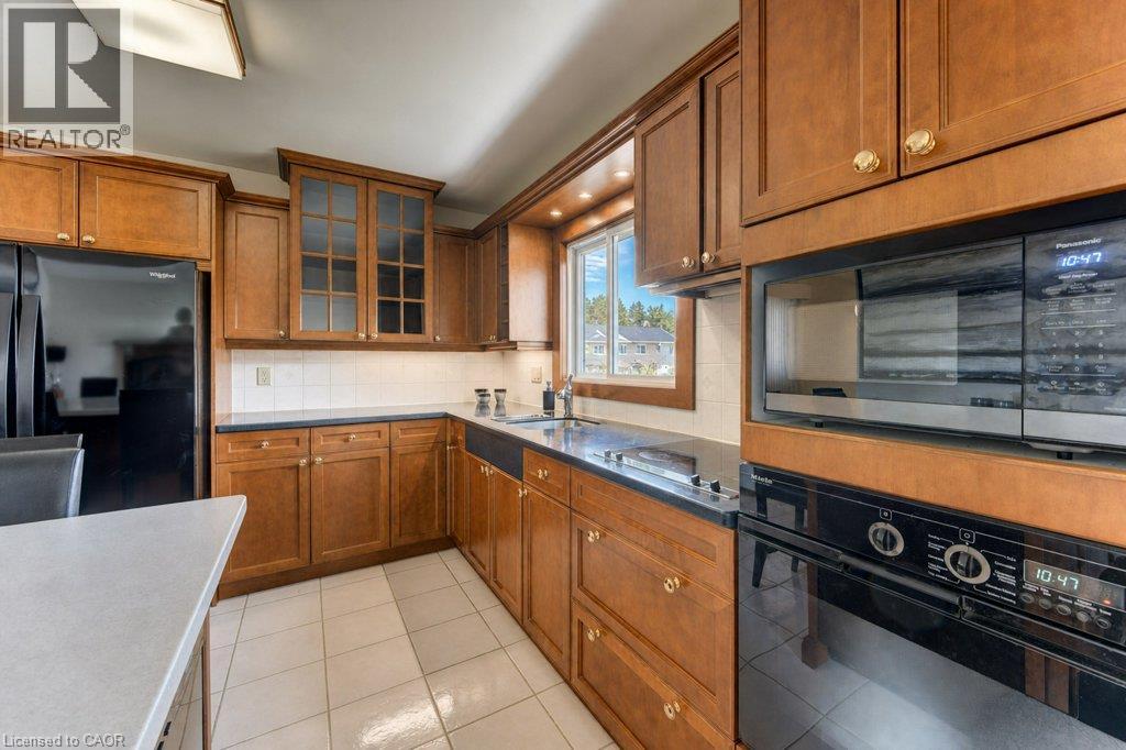 238 Mcgarry Drive, Kitchener, Ontario  N2N 1H9 - Photo 8 - 40859307