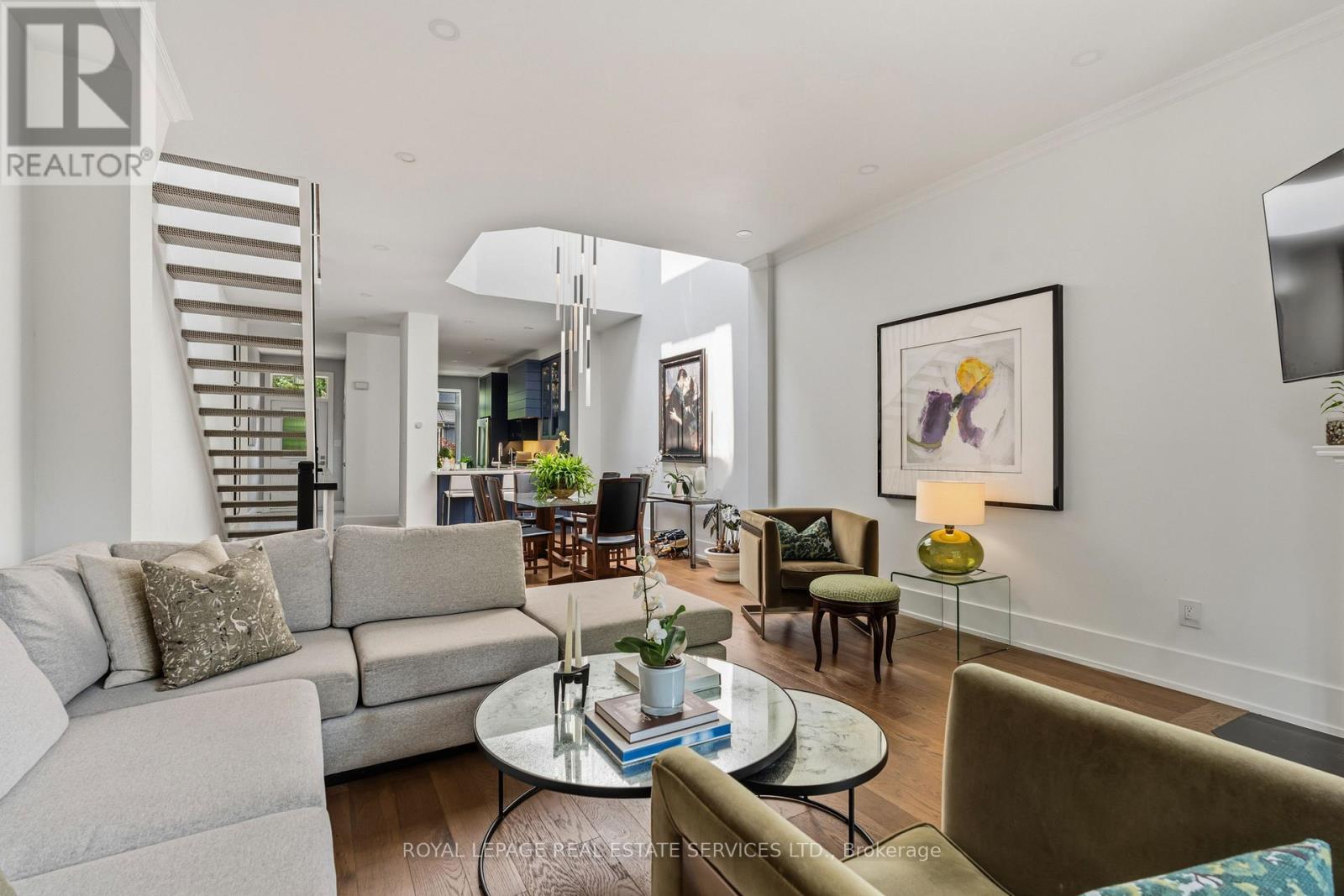 7 Bowman Street, Toronto, Ontario M4X 1V1 - Photo 11 - C13760076