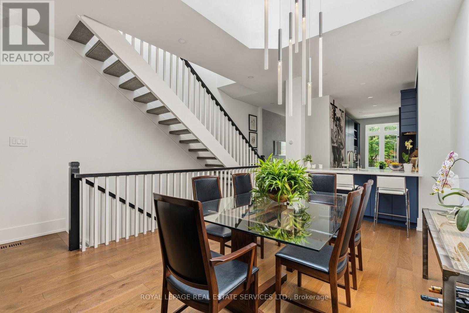 7 Bowman Street, Toronto, Ontario M4X 1V1 - Photo 7 - C13760076