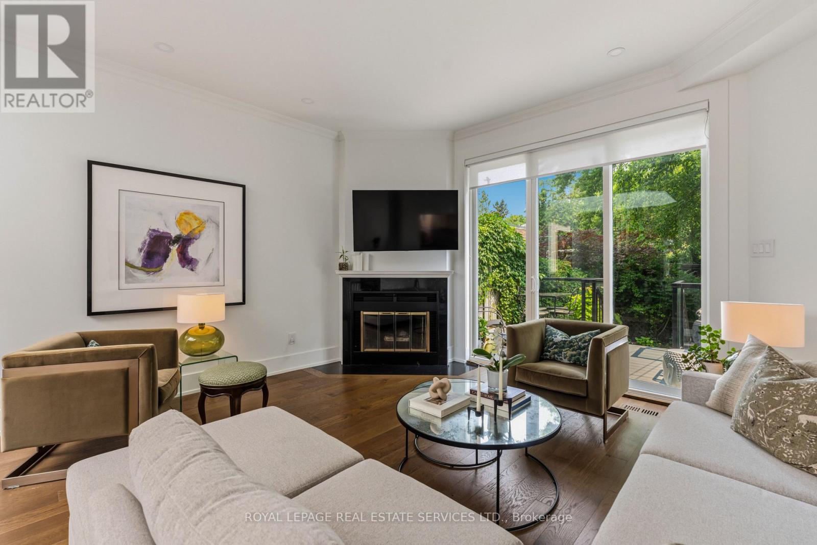 7 Bowman Street, Toronto, Ontario M4X 1V1 - Photo 9 - C13760076