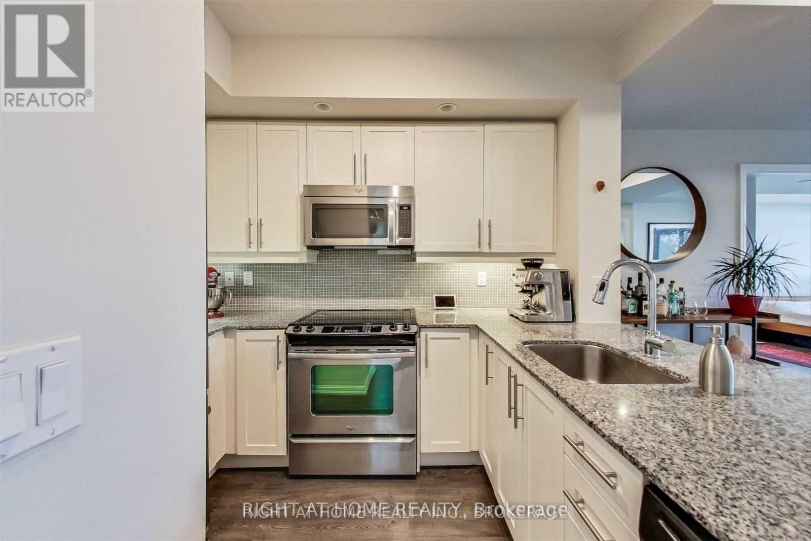 2401 - 75 East Liberty Street, Toronto, Ontario M6K 0A2 - Photo 10 - C13760162