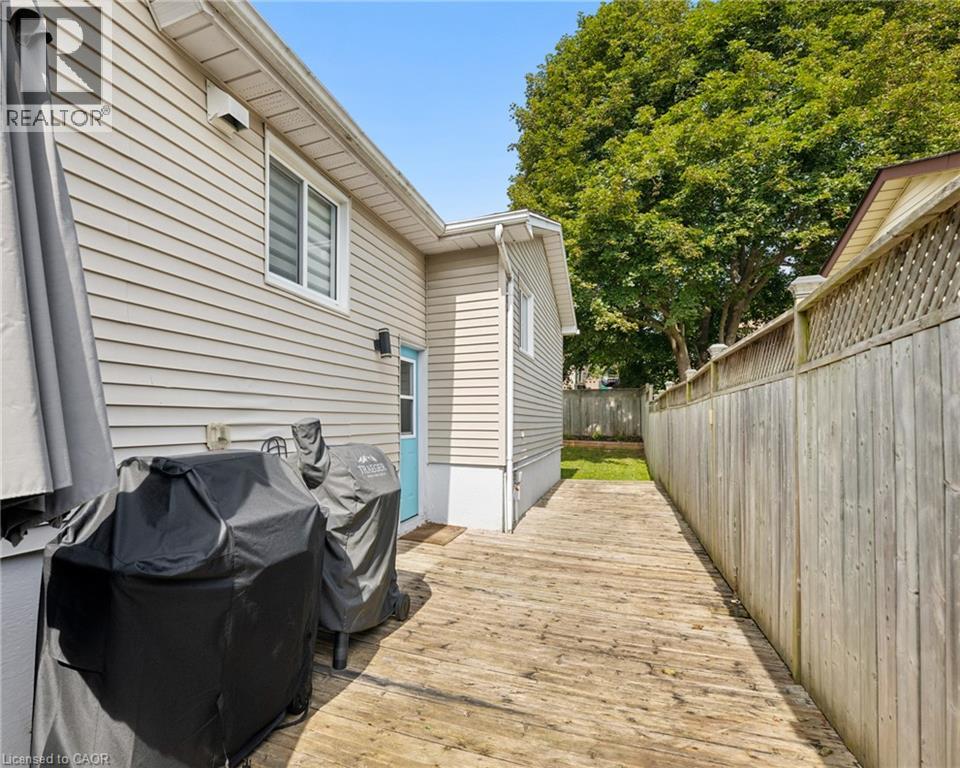 27 Nickolas Crescent, Cambridge, Ontario  N3C 3L7 - Photo 33 - 40861632