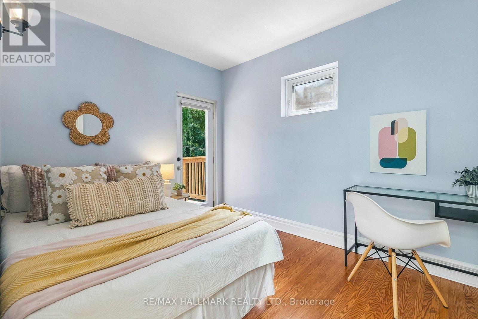 301 Waverley Road, Toronto, Ontario  M4L 3T5 - Photo 15 - E13759996