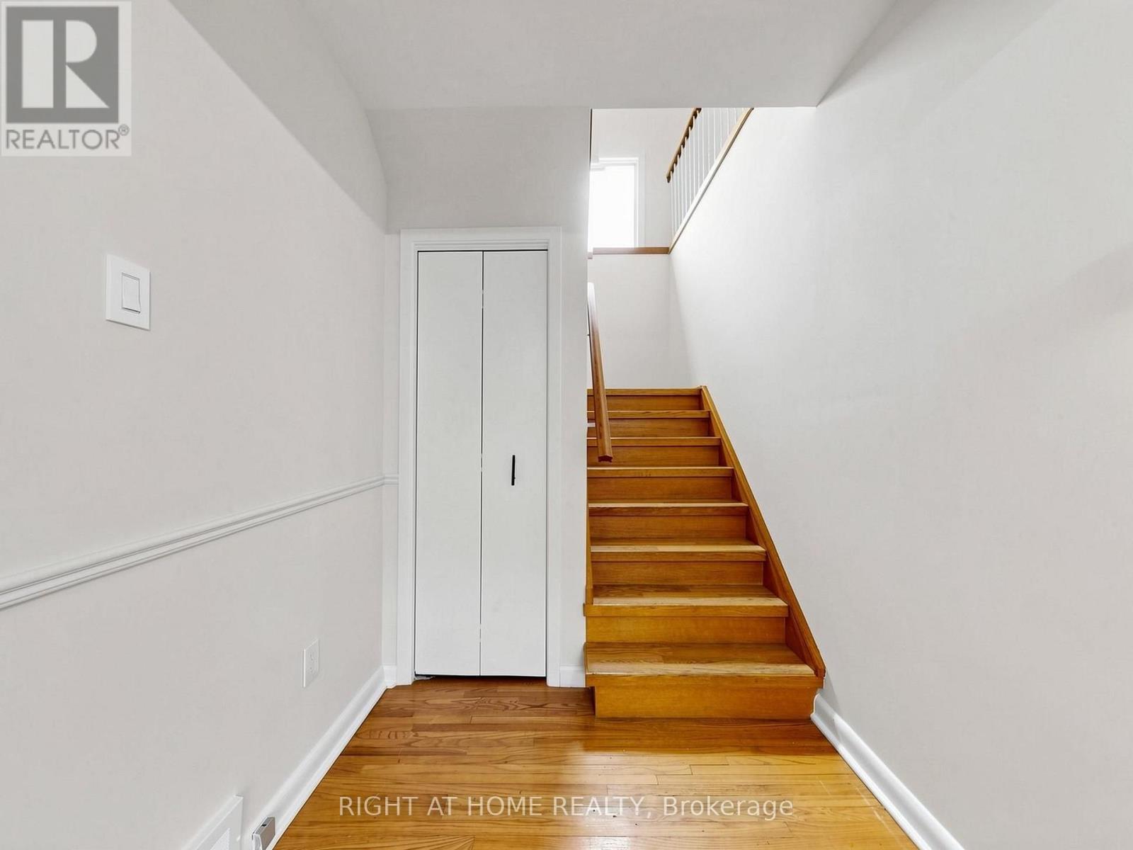 36 Joanna Drive E, Toronto, Ontario M1R 4J1 - Photo 16 - E13760054