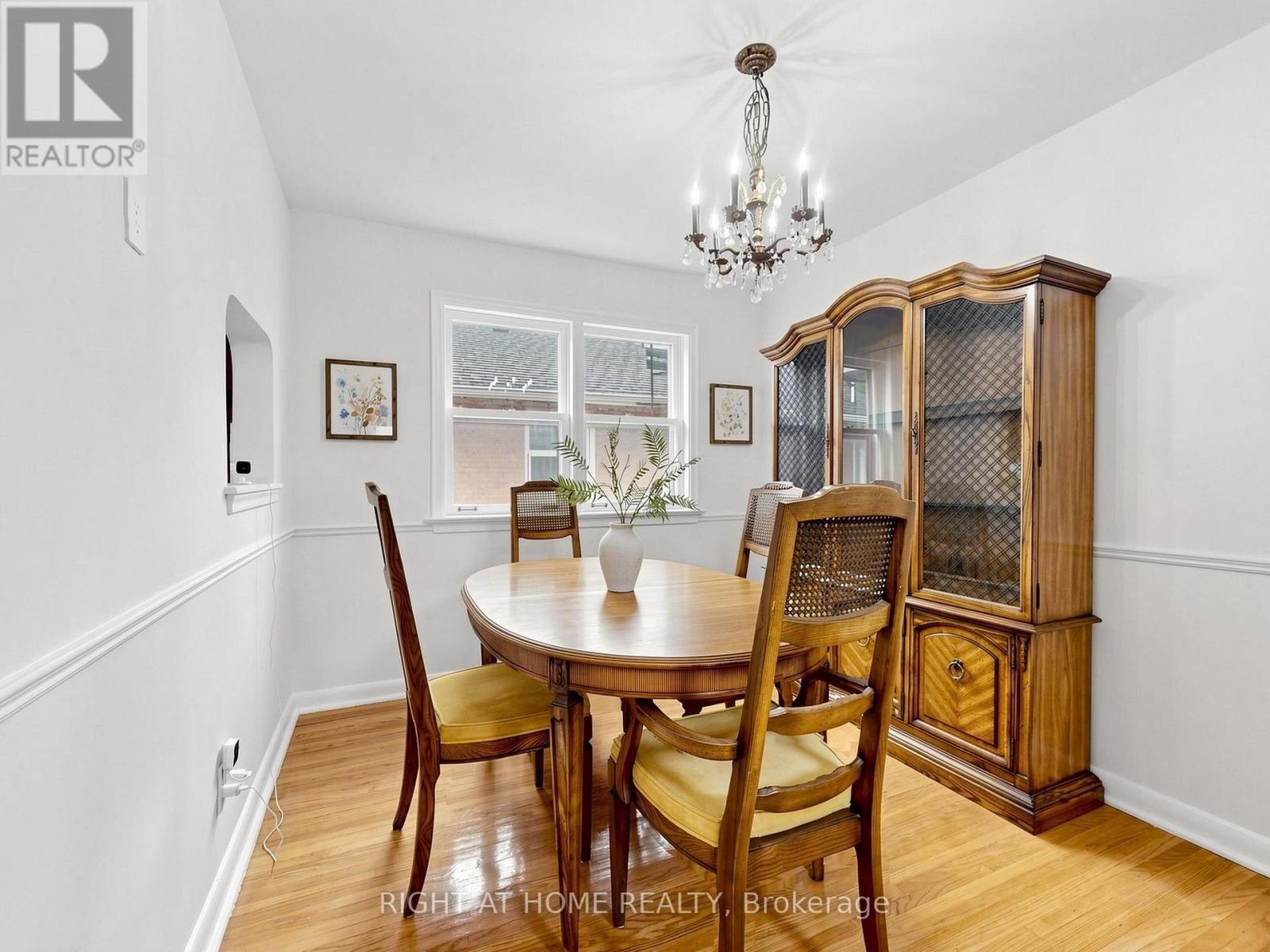 36 Joanna Drive E, Toronto, Ontario M1R 4J1 - Photo 6 - E13760054
