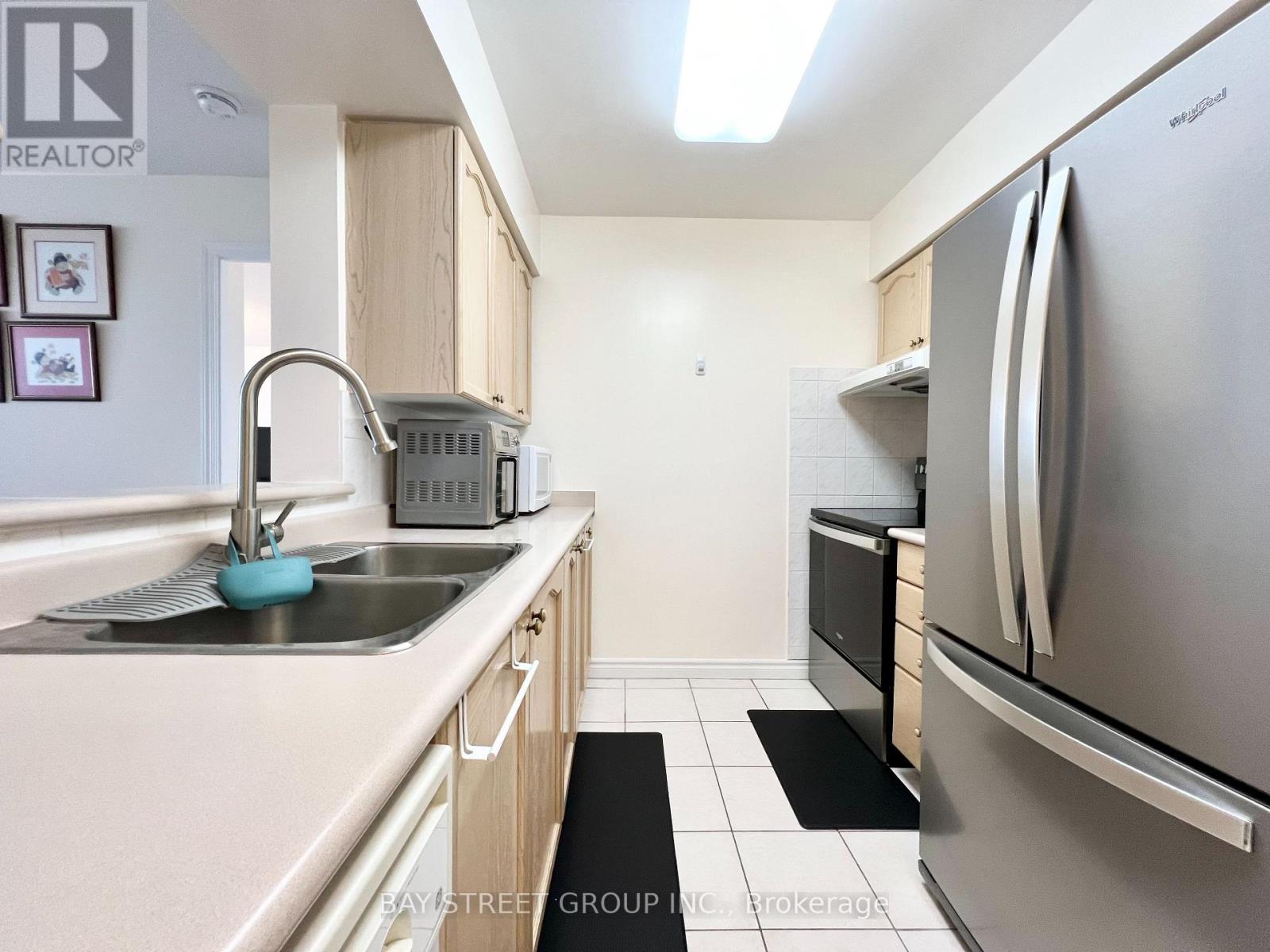 1102 - 3088 Kennedy Road, Toronto, Ontario  M1V 5M4 - Photo 15 - E13760064