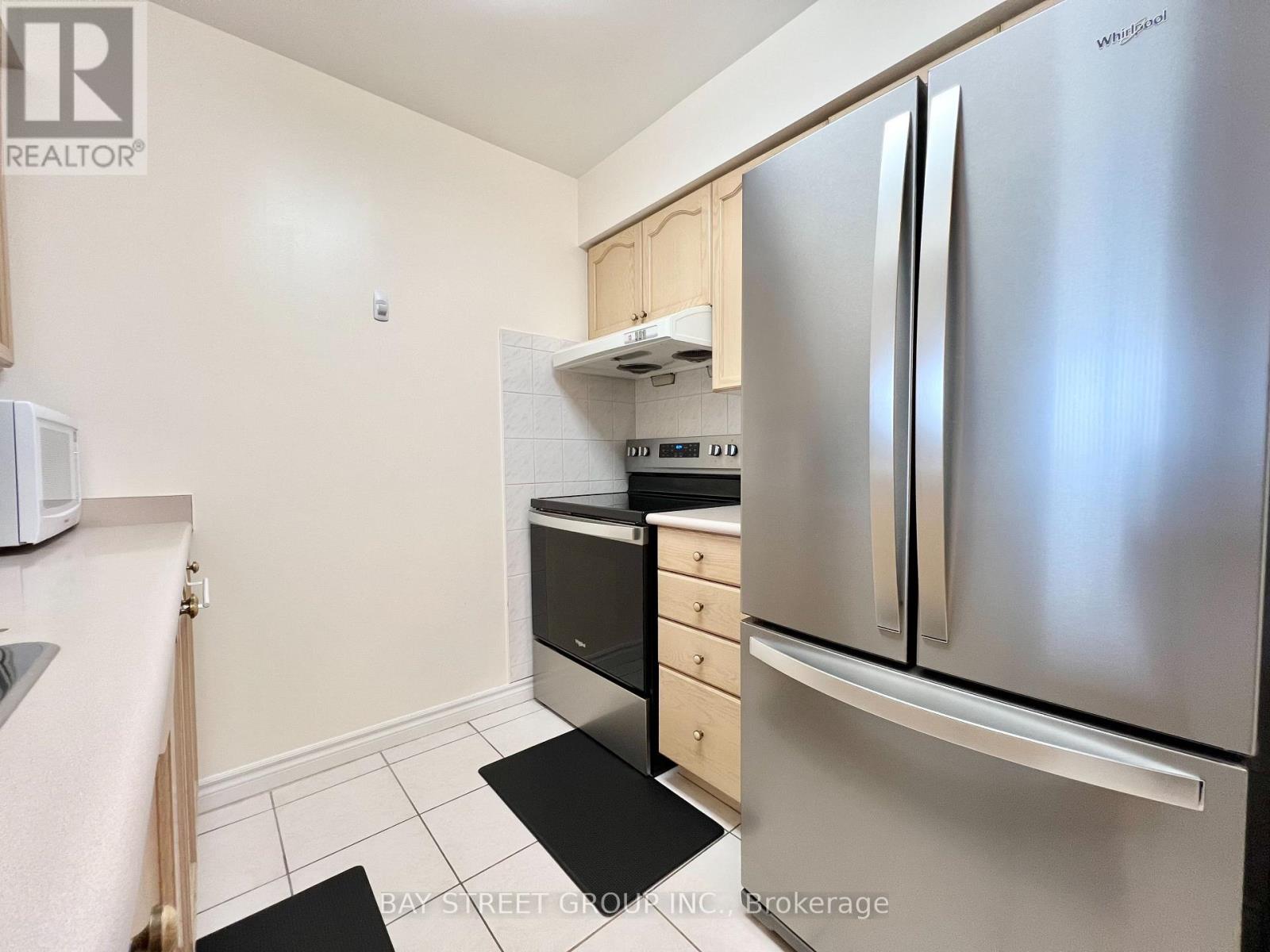 1102 - 3088 Kennedy Road, Toronto, Ontario  M1V 5M4 - Photo 17 - E13760064