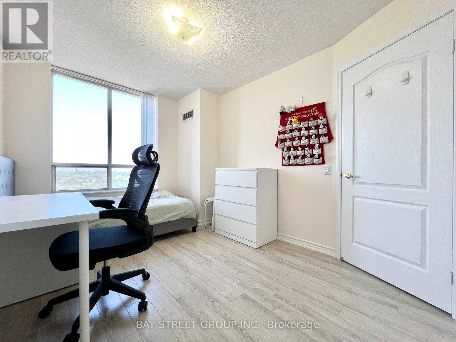 1102 - 3088 Kennedy Road, Toronto, Ontario  M1V 5M4 - Photo 23 - E13760064