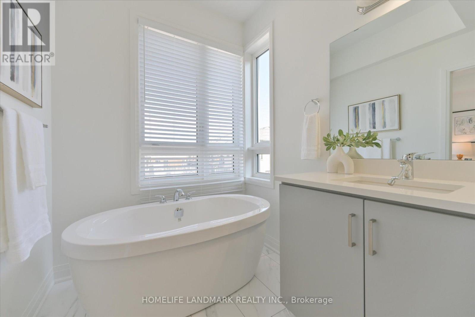 34 Carole Bell Way, Markham (Berczy), Ontario  L6E 0W2 - Photo 29 - N13759928