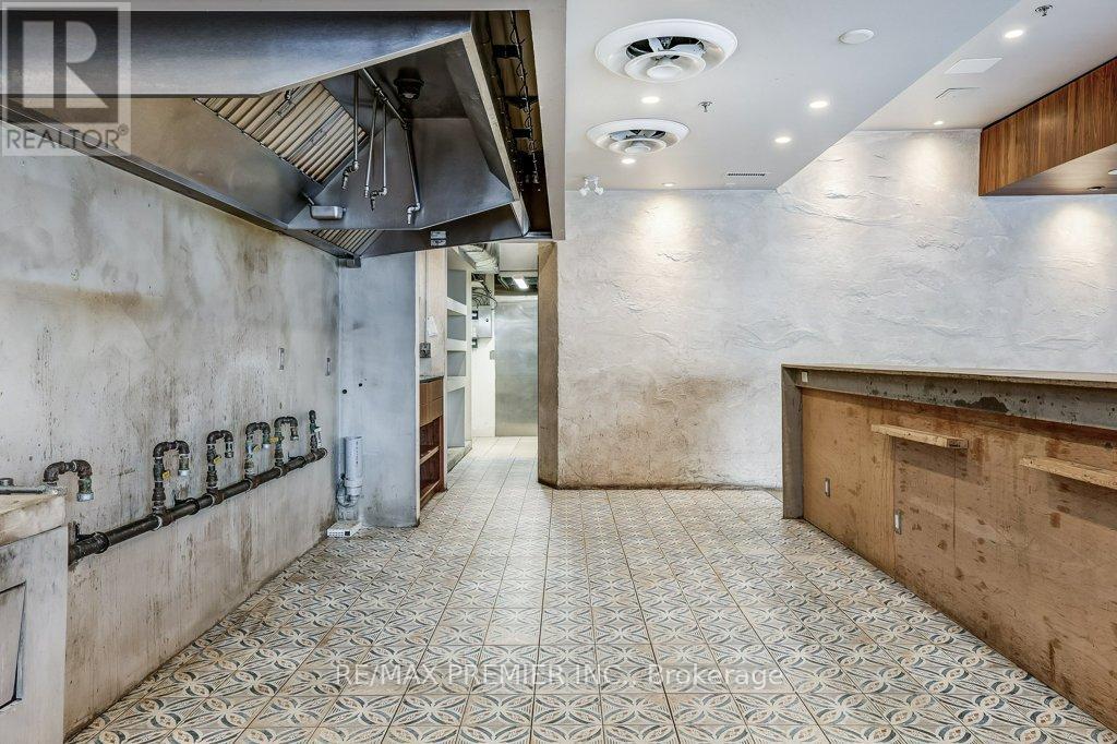 Al 1 & 2 - 140 Woodbridge Avenue, Vaughan, Ontario  L4L 4K9 - Photo 12 - N13759984