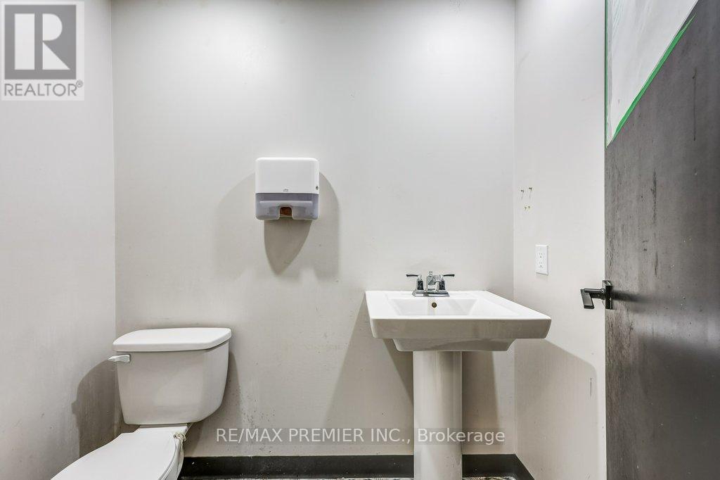 Al 1 & 2 - 140 Woodbridge Avenue, Vaughan, Ontario  L4L 4K9 - Photo 16 - N13759984