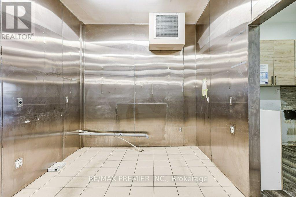 Al 1 & 2 - 140 Woodbridge Avenue, Vaughan, Ontario  L4L 4K9 - Photo 24 - N13759984