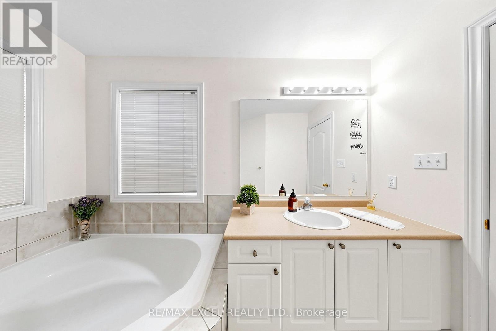 8 Hammersly Boulevard, Markham (Wismer), Ontario  L6E 2A5 - Photo 29 - N13760096