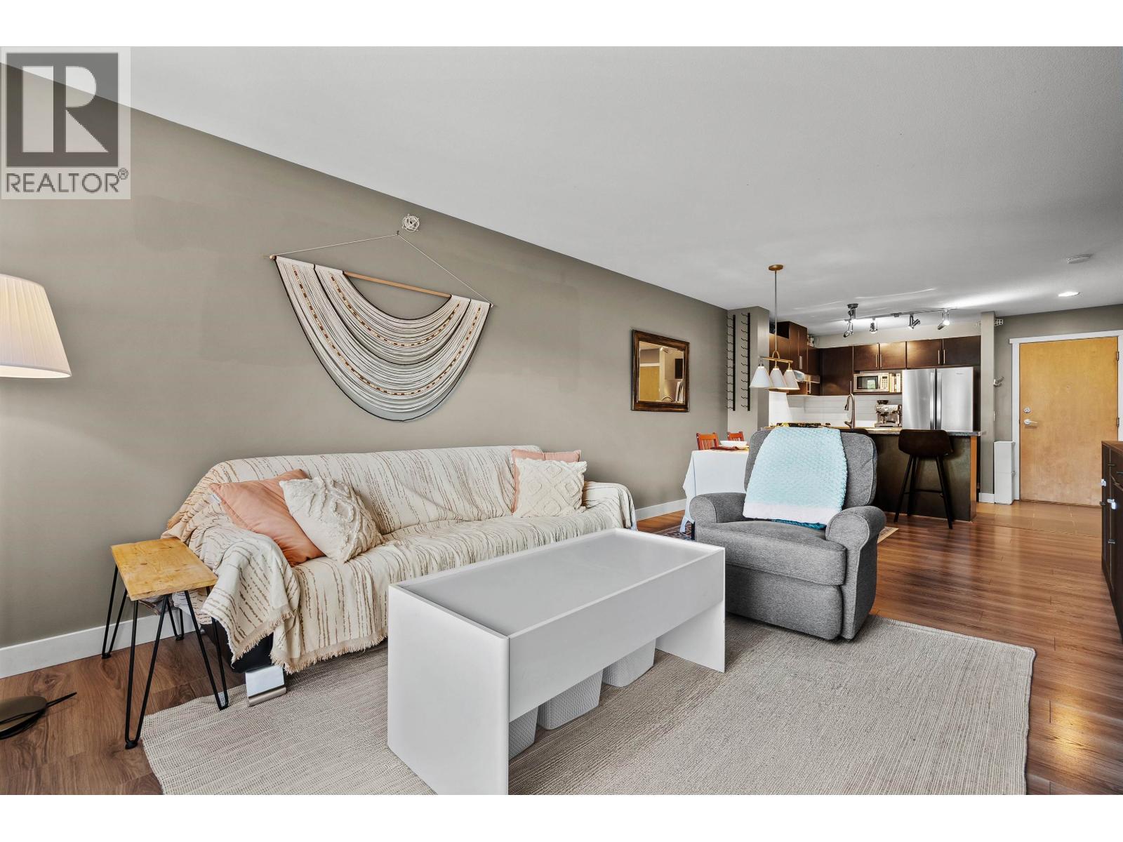 407 700 Klahanie Drive, Port Moody, British Columbia  V3H 5L3 - Photo 2 - R3162954