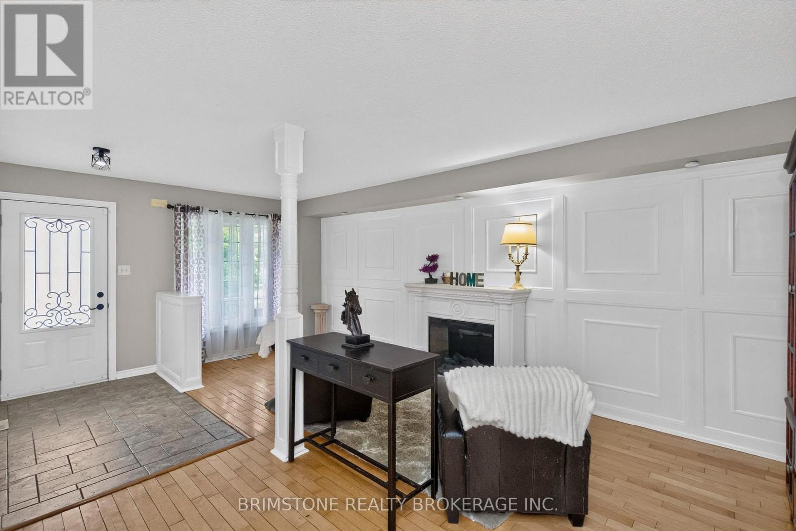 24 Stoneybrook Crescent, Barrie, Ontario  L4N 0A6 - Photo 3 - S13759976