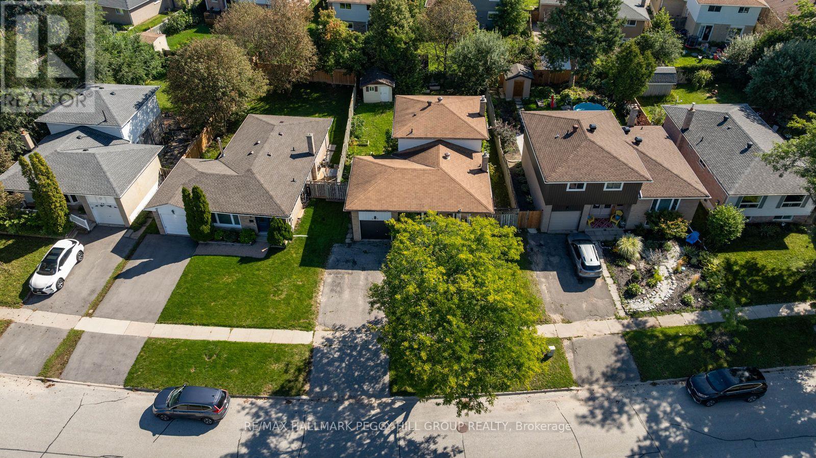 46 College Crescent, Barrie, Ontario  L4M 2W3 - Photo 12 - S13760078