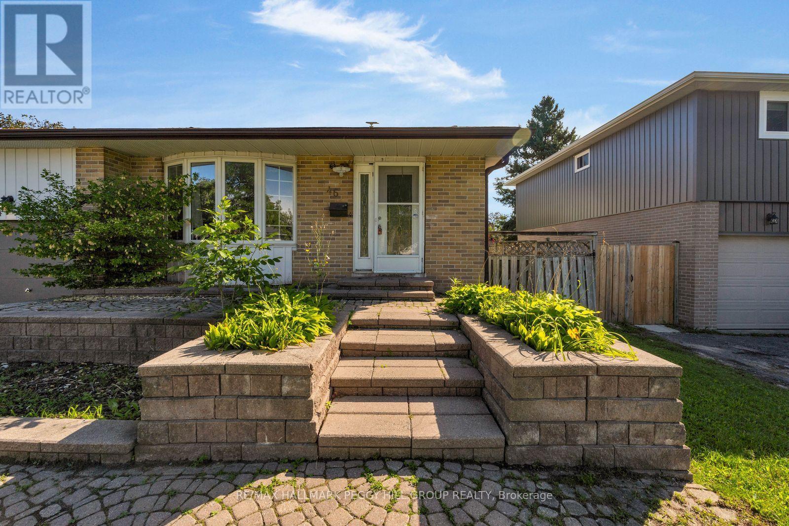 46 College Crescent, Barrie, Ontario  L4M 2W3 - Photo 3 - S13760078