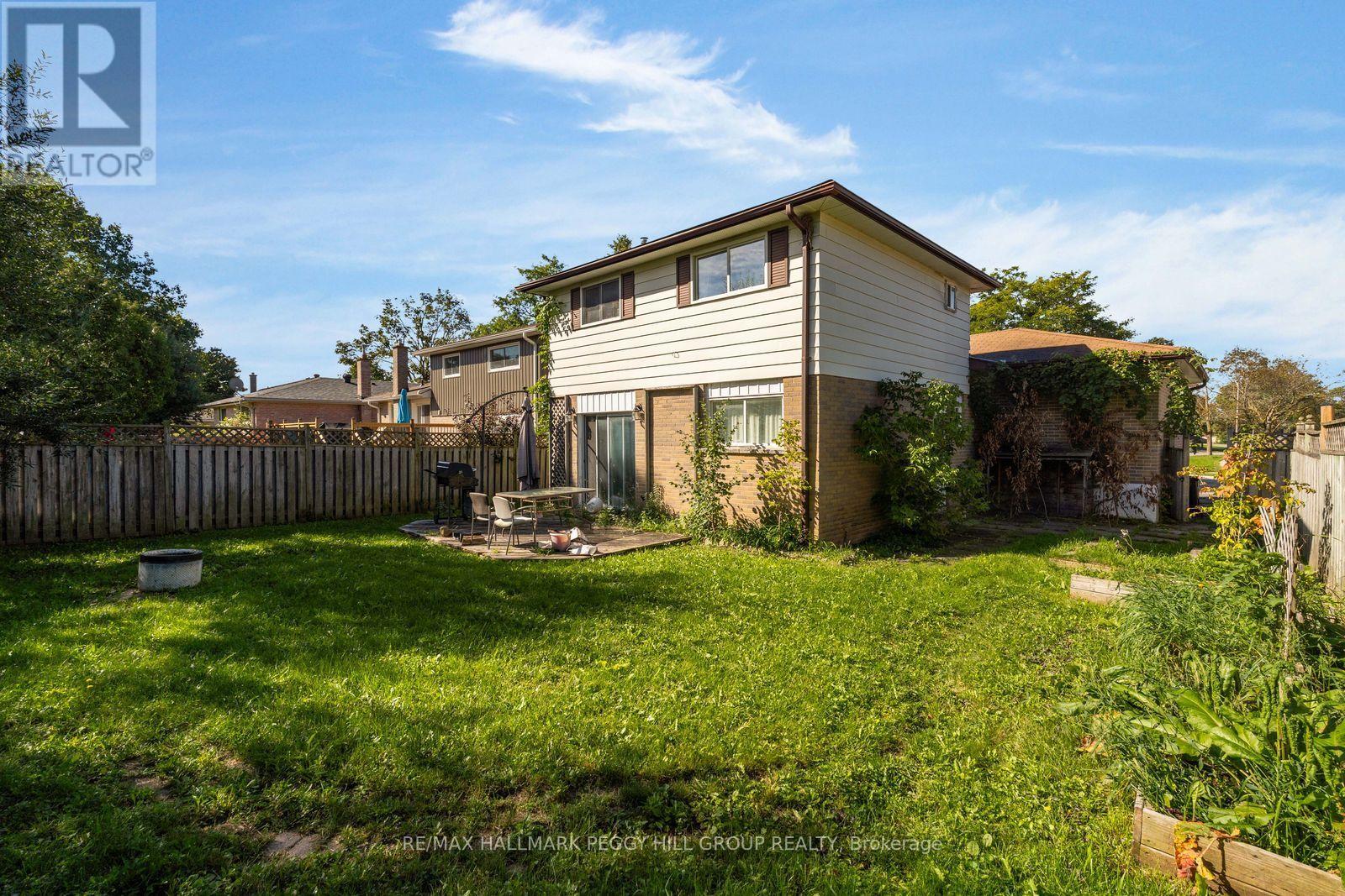 46 College Crescent, Barrie, Ontario  L4M 2W3 - Photo 4 - S13760078