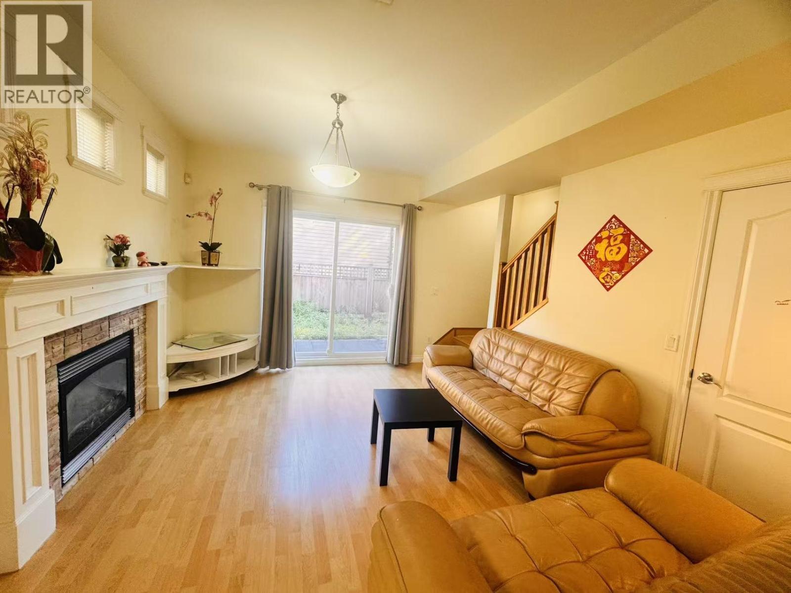 11331 Cambie Road, Richmond, British Columbia  V6X 1L4 - Photo 5 - R3163008