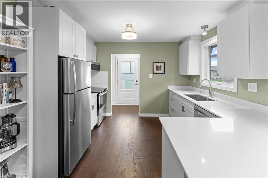 142 Marcella Crescent, Hamilton, Ontario  L8K 6G3 - Photo 7 - 40861071
