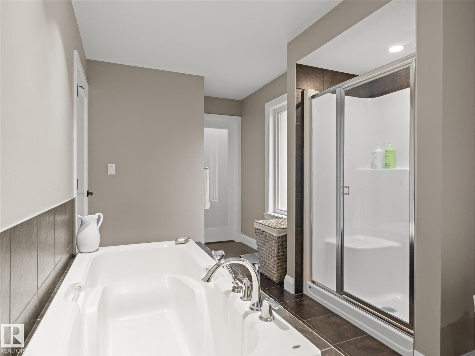 2303 Warry Ct SW, Edmonton, Alberta  T6W 0N9 - Photo 38 - E4507662
