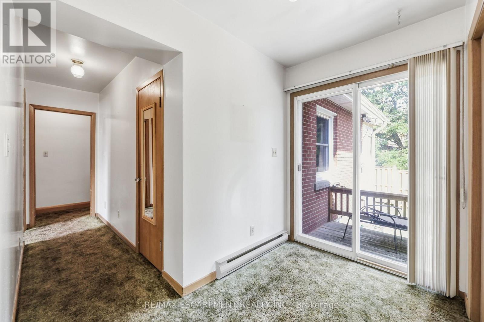 522 Enfield Road, Burlington, Ontario  L7T 2X8 - Photo 9 - W13759944