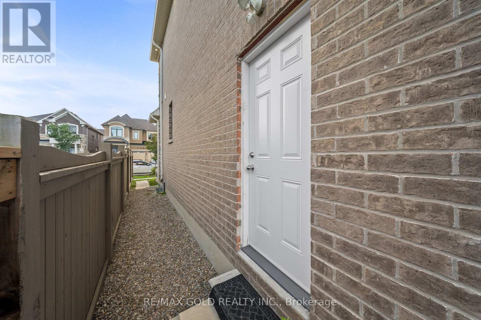 15 Speckled Alder Street, Caledon, Ontario  L7C 4J1 - Photo 19 - W13759952