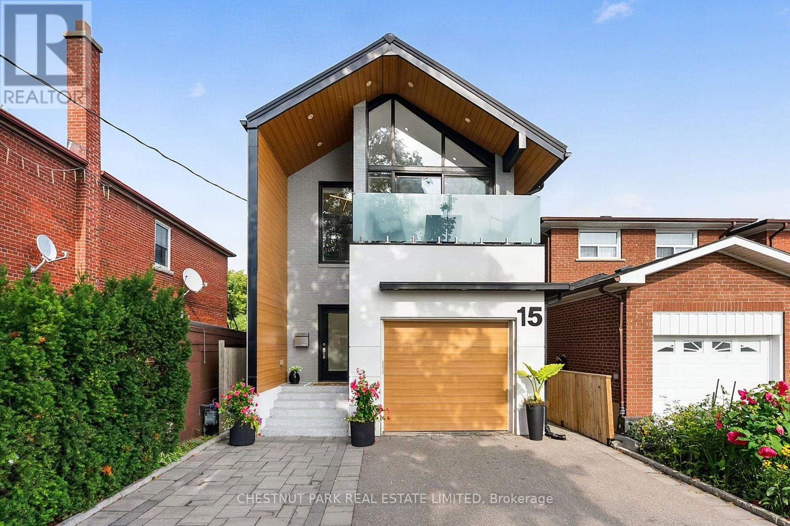 15 Nineteeth Street, Toronto, Ontario  M8V 3L4 - Photo 1 - W13760024
