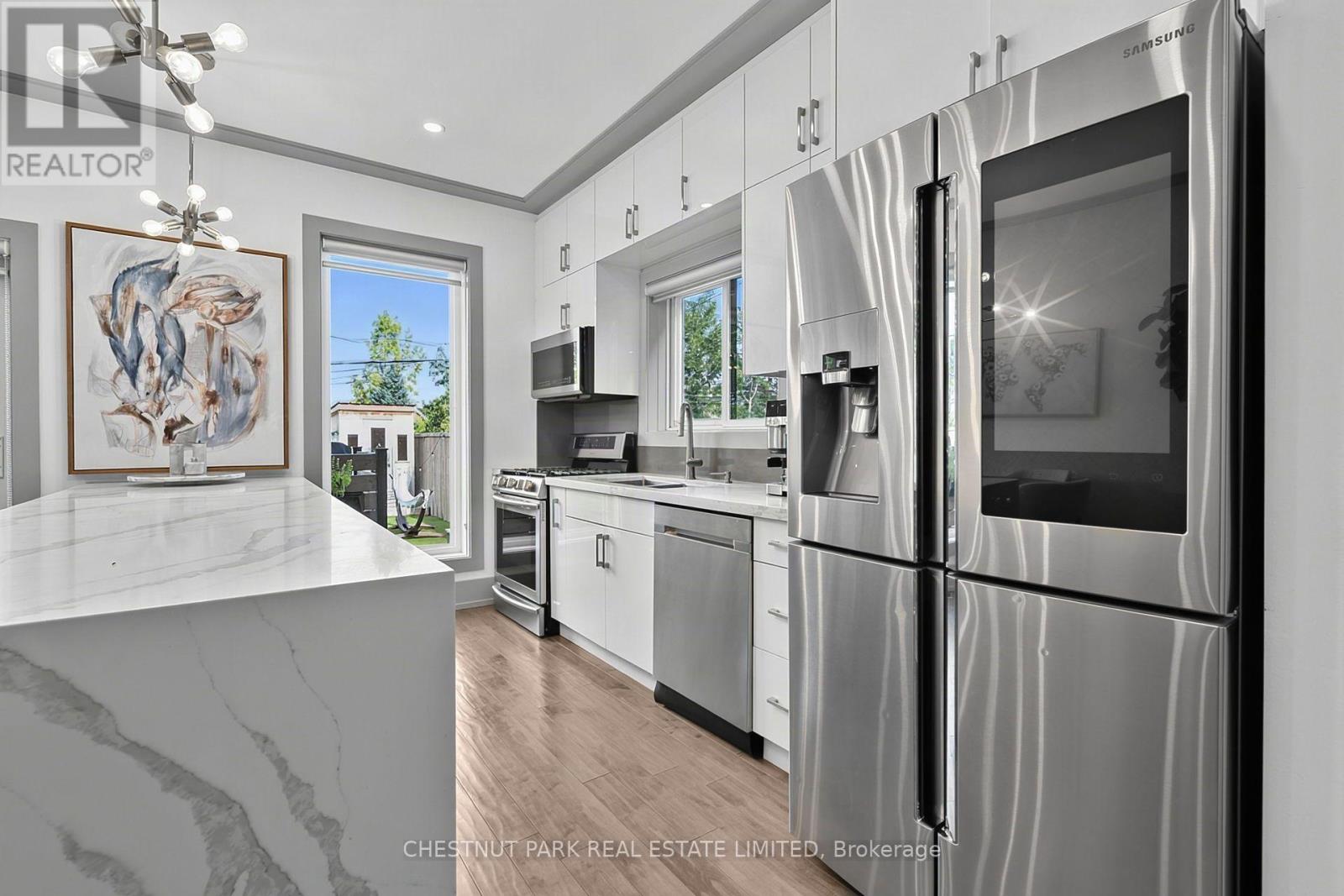 15 Nineteeth Street, Toronto, Ontario  M8V 3L4 - Photo 13 - W13760024