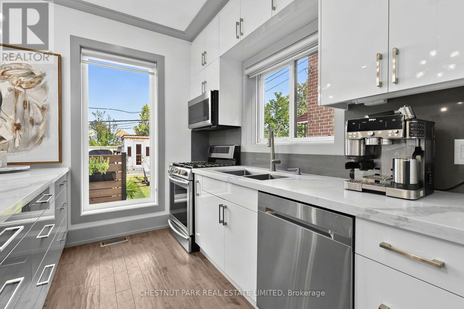 15 Nineteeth Street, Toronto, Ontario  M8V 3L4 - Photo 14 - W13760024