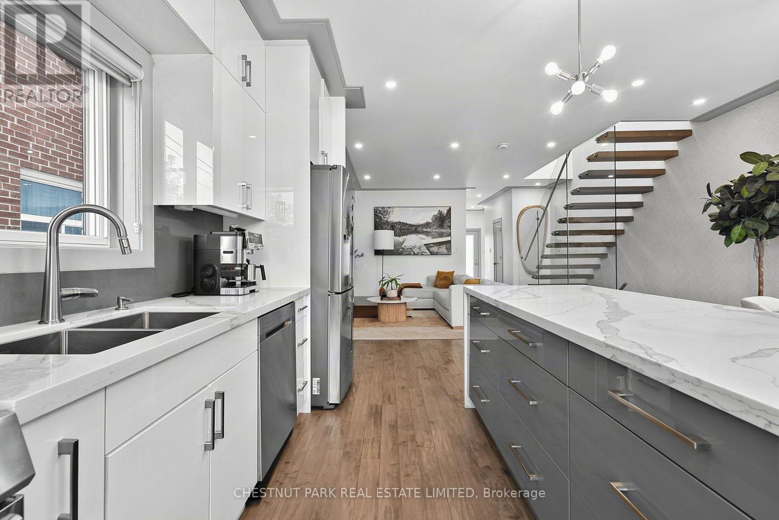 15 Nineteeth Street, Toronto, Ontario  M8V 3L4 - Photo 16 - W13760024