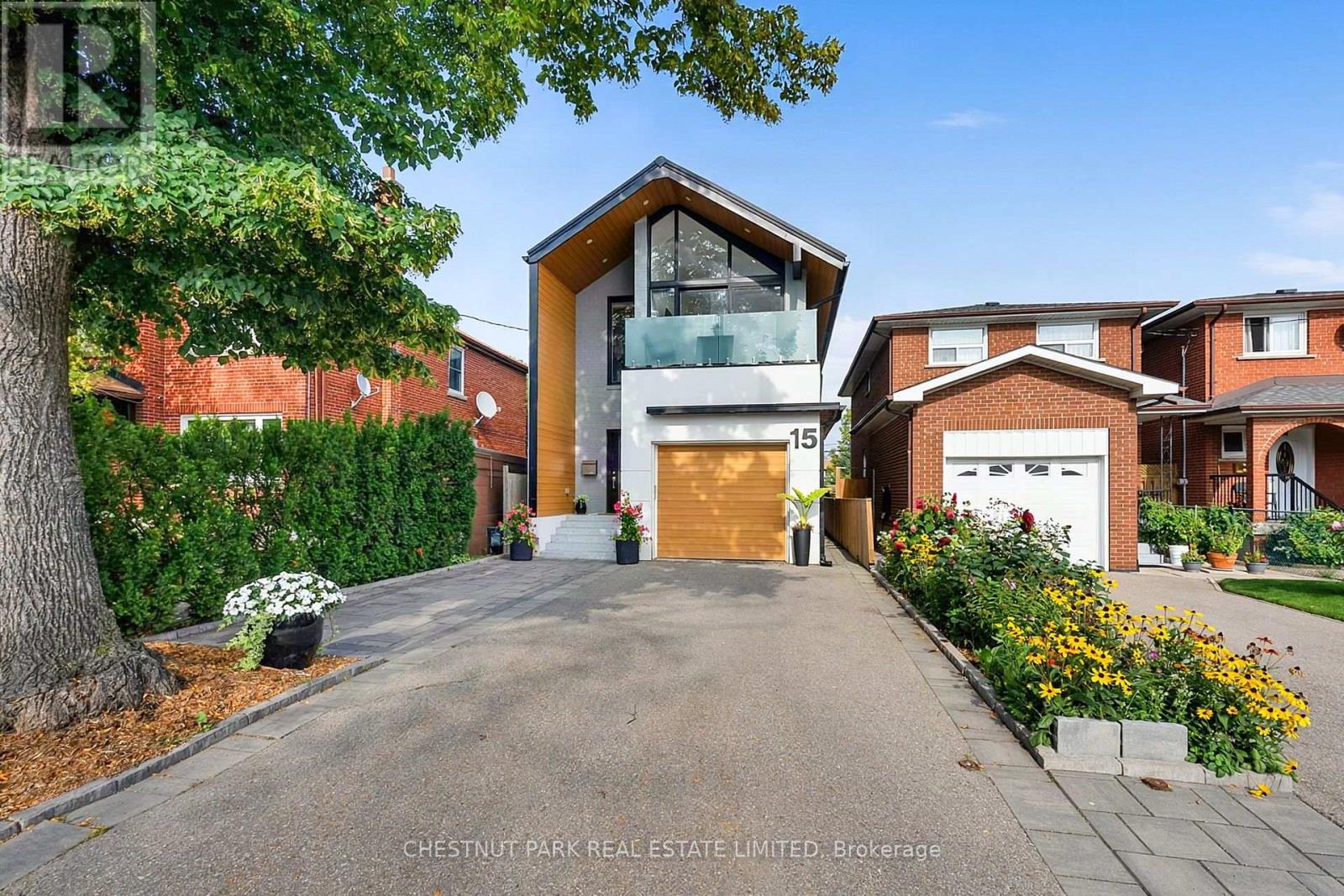 15 Nineteeth Street, Toronto, Ontario  M8V 3L4 - Photo 2 - W13760024