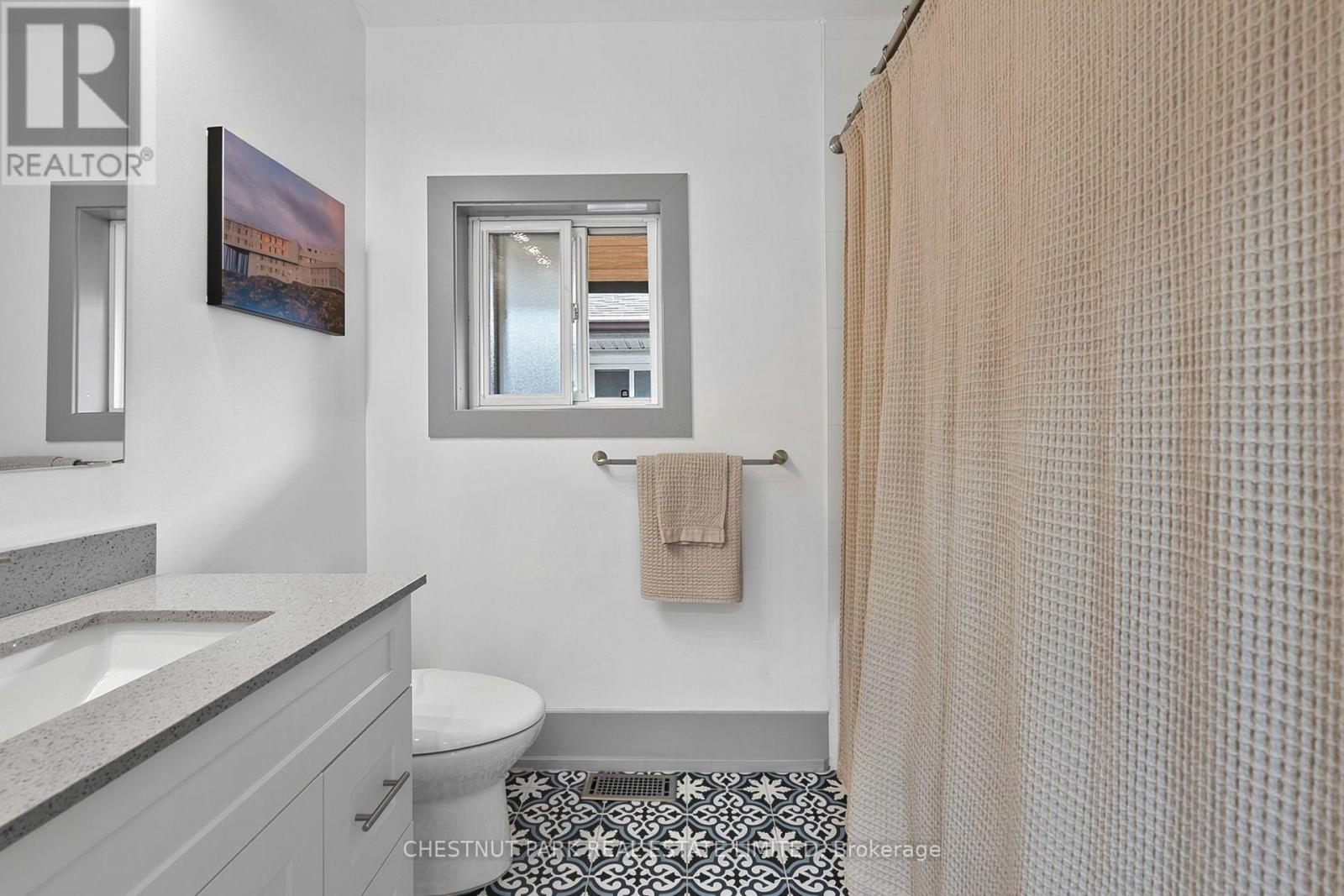 15 Nineteeth Street, Toronto, Ontario  M8V 3L4 - Photo 33 - W13760024