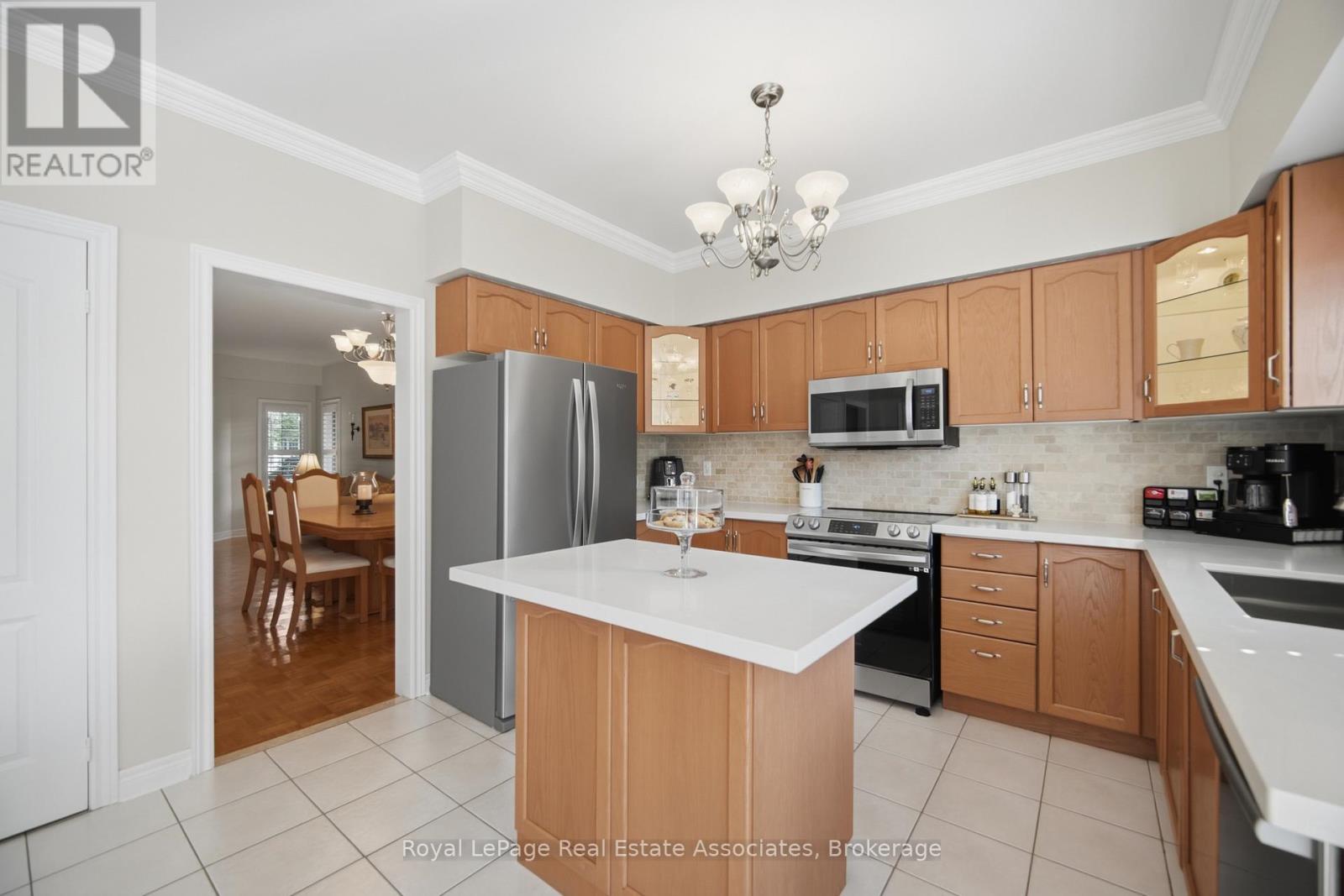 2 Olde Town Road, Brampton, Ontario  L6X 4V3 - Photo 14 - W13760038