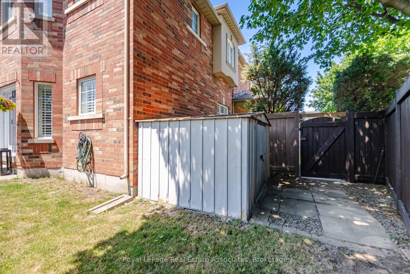2 Olde Town Road, Brampton, Ontario  L6X 4V3 - Photo 46 - W13760038
