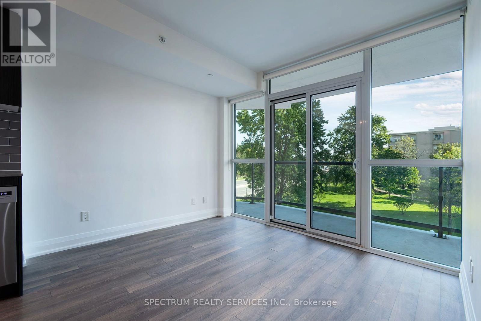 307 - 1461 Lawrence Avenue, Toronto, Ontario  M6L 0A6 - Photo 8 - W13760052