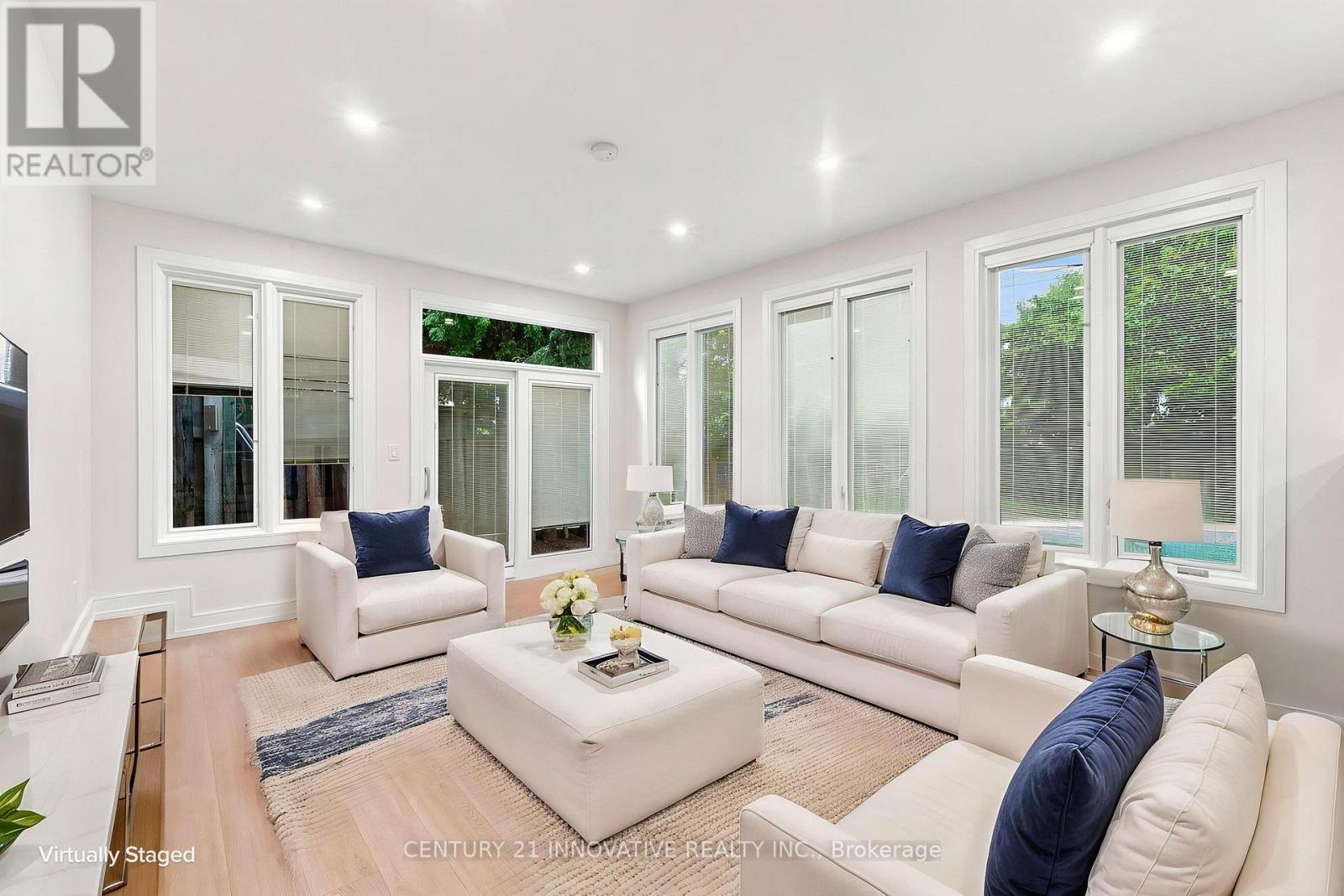 2068 Stewart Crescent, Mississauga, Ontario  L4Y 1C5 - Photo 16 - W13760066