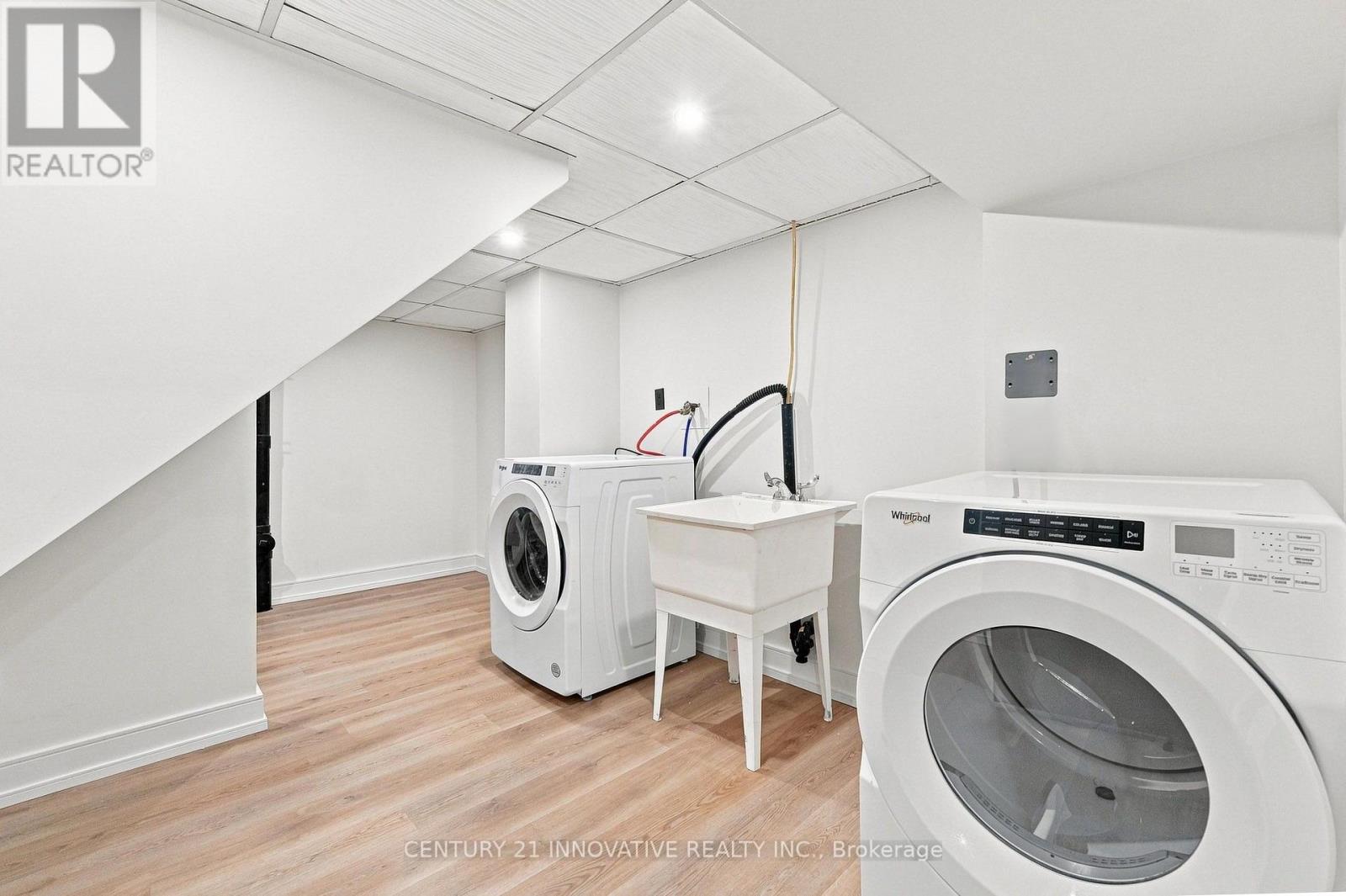 2068 Stewart Crescent, Mississauga, Ontario  L4Y 1C5 - Photo 44 - W13760066