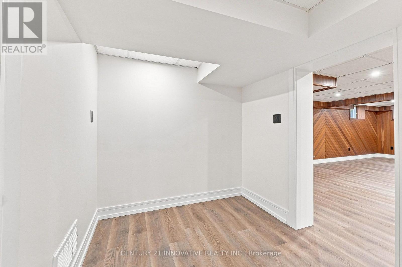 2068 Stewart Crescent, Mississauga, Ontario  L4Y 1C5 - Photo 45 - W13760066