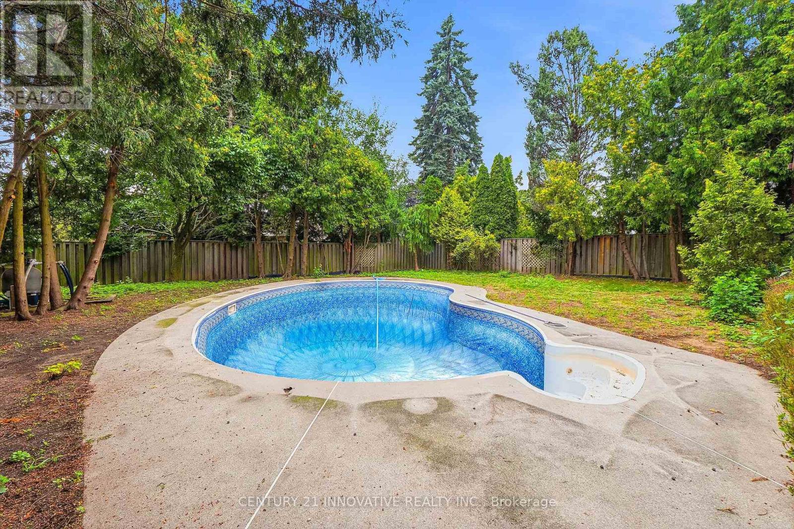 2068 Stewart Crescent, Mississauga, Ontario  L4Y 1C5 - Photo 49 - W13760066