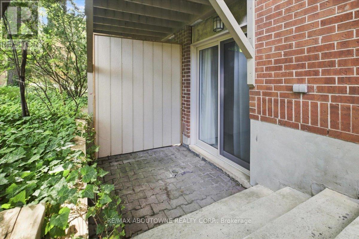 13 - 1250 Marlborough Court, Oakville, Ontario  L6H 2W7 - Photo 33 - W13760102