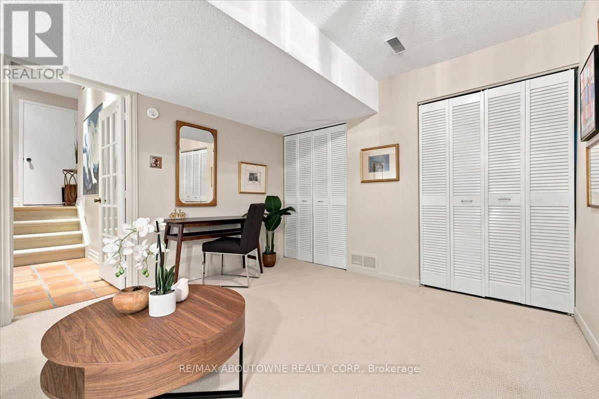 13 - 1250 Marlborough Court, Oakville, Ontario  L6H 2W7 - Photo 35 - W13760102