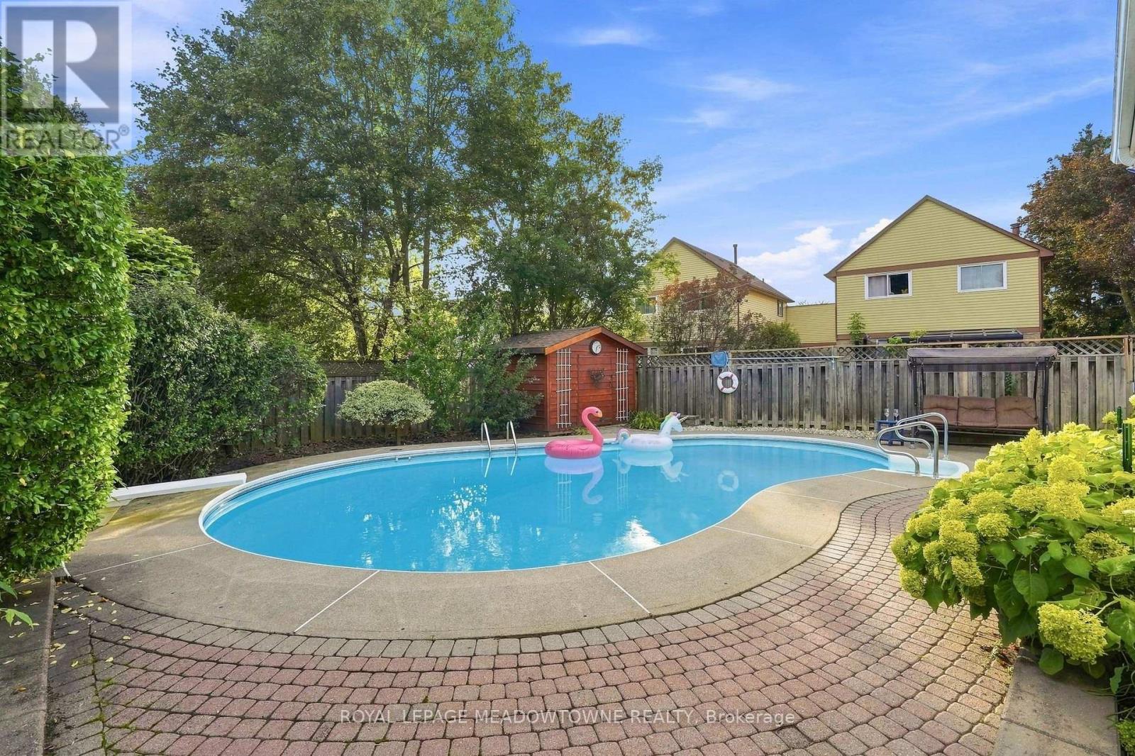 621 Moorelands Crescent, Milton, Ontario  L9T 4B3 - Photo 39 - W13760130