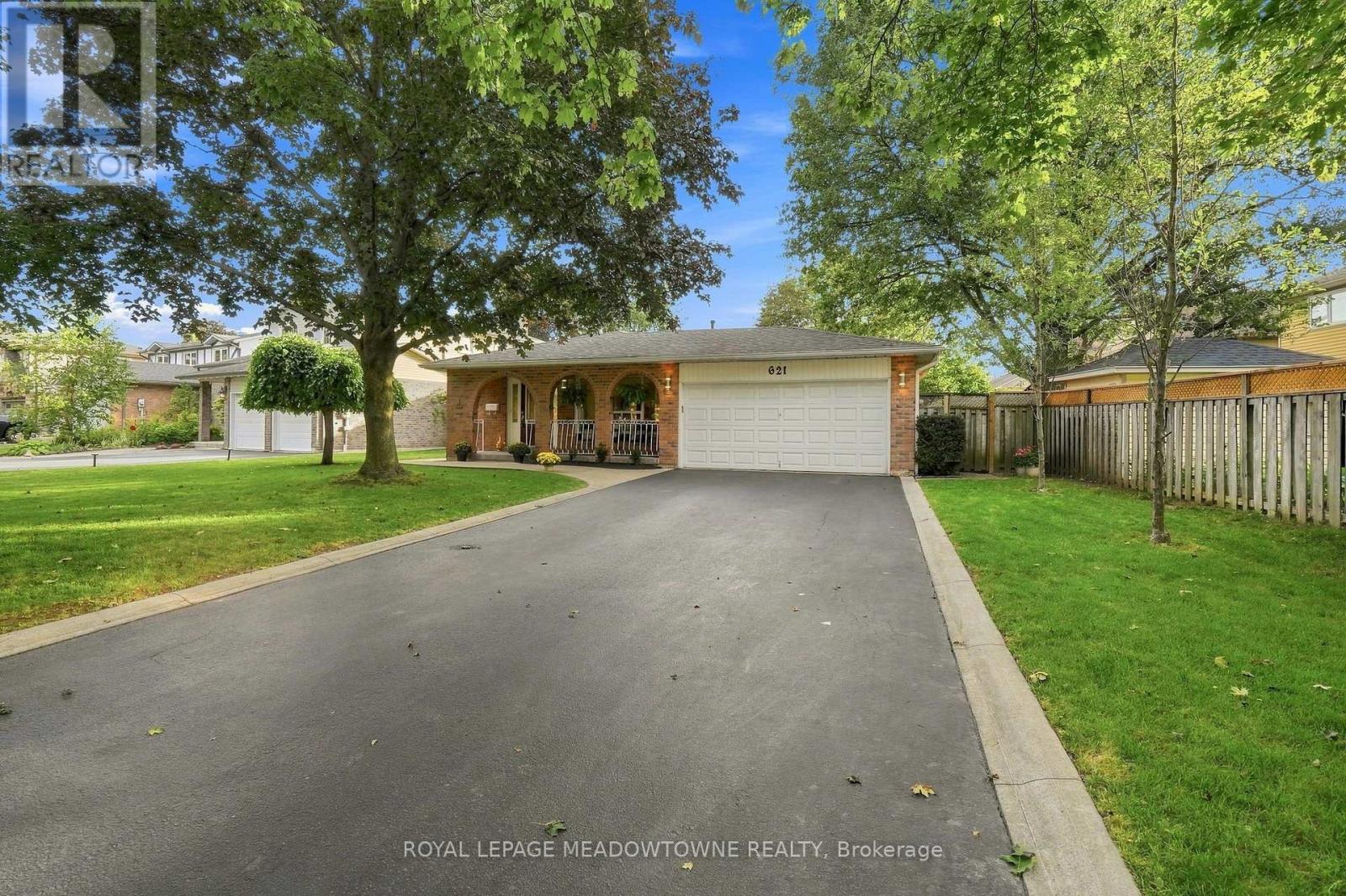 621 Moorelands Crescent, Milton, Ontario  L9T 4B3 - Photo 44 - W13760130