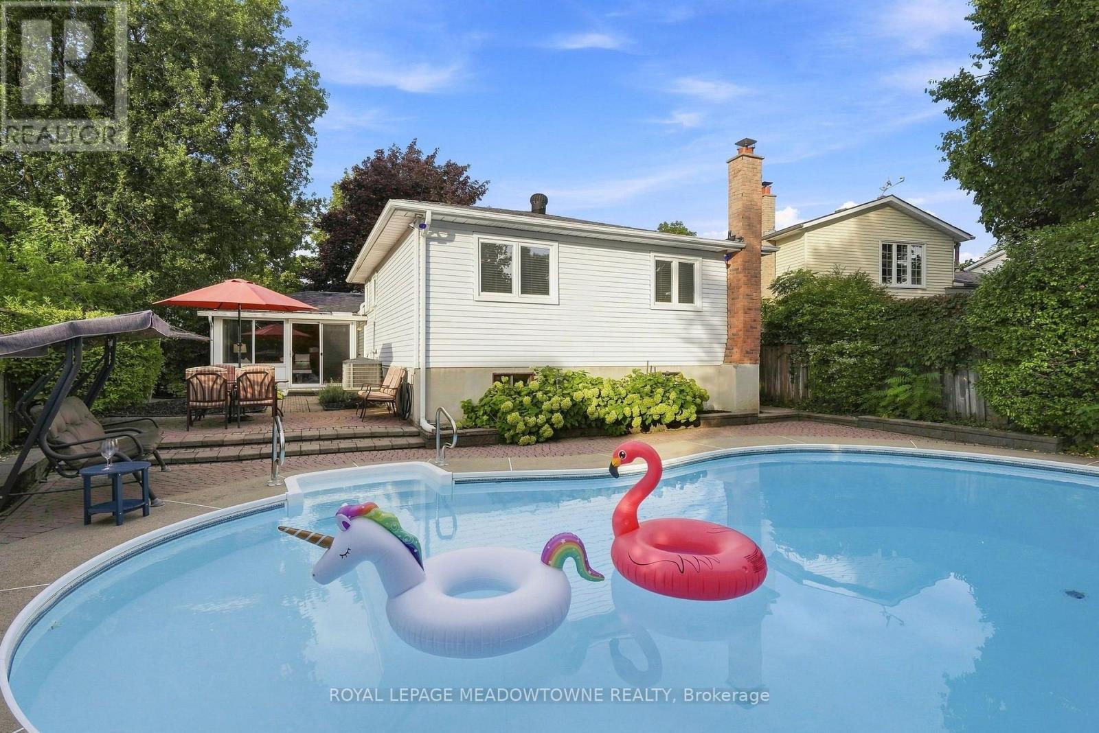 621 Moorelands Crescent, Milton, Ontario  L9T 4B3 - Photo 5 - W13760130