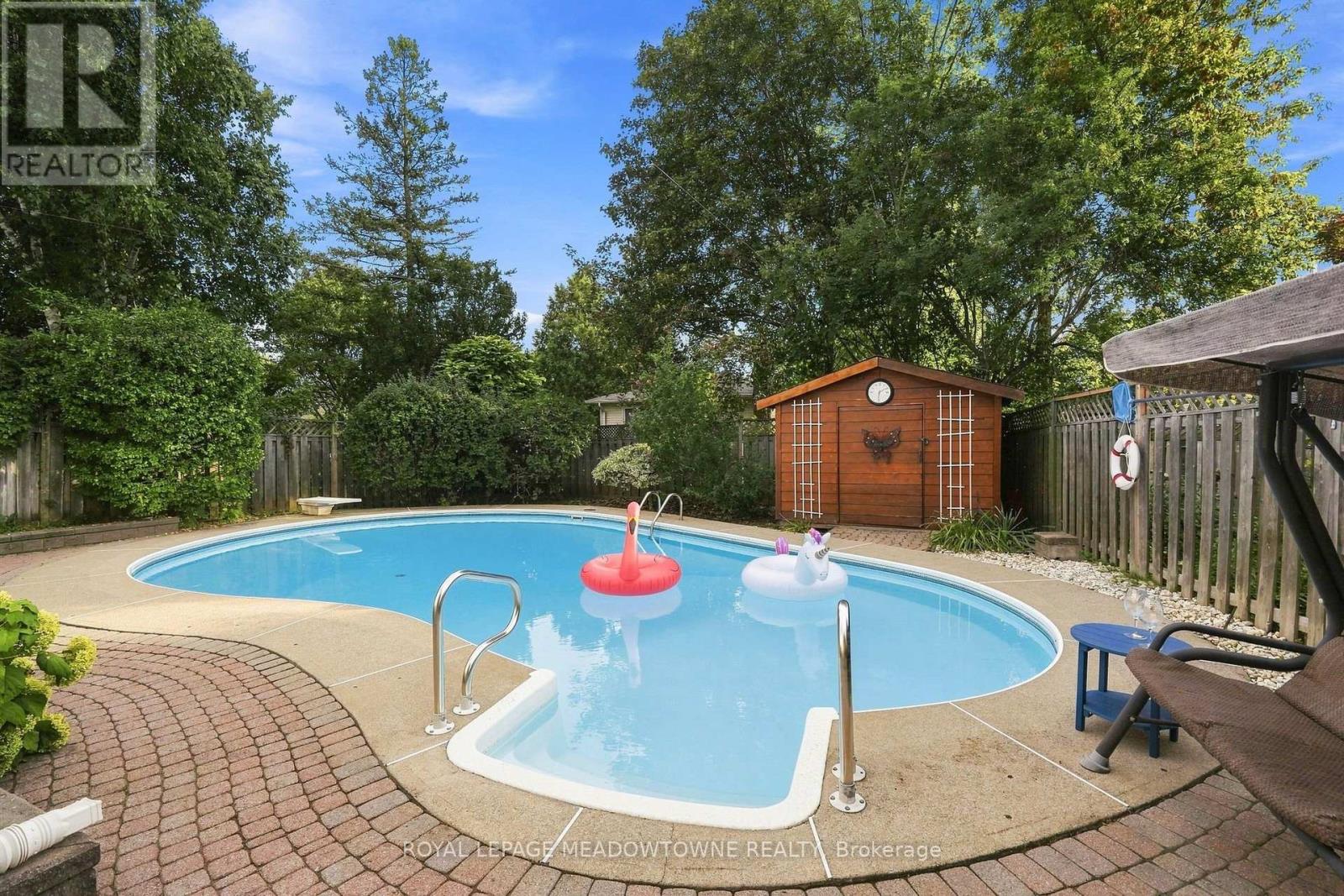 621 Moorelands Crescent, Milton, Ontario  L9T 4B3 - Photo 6 - W13760130