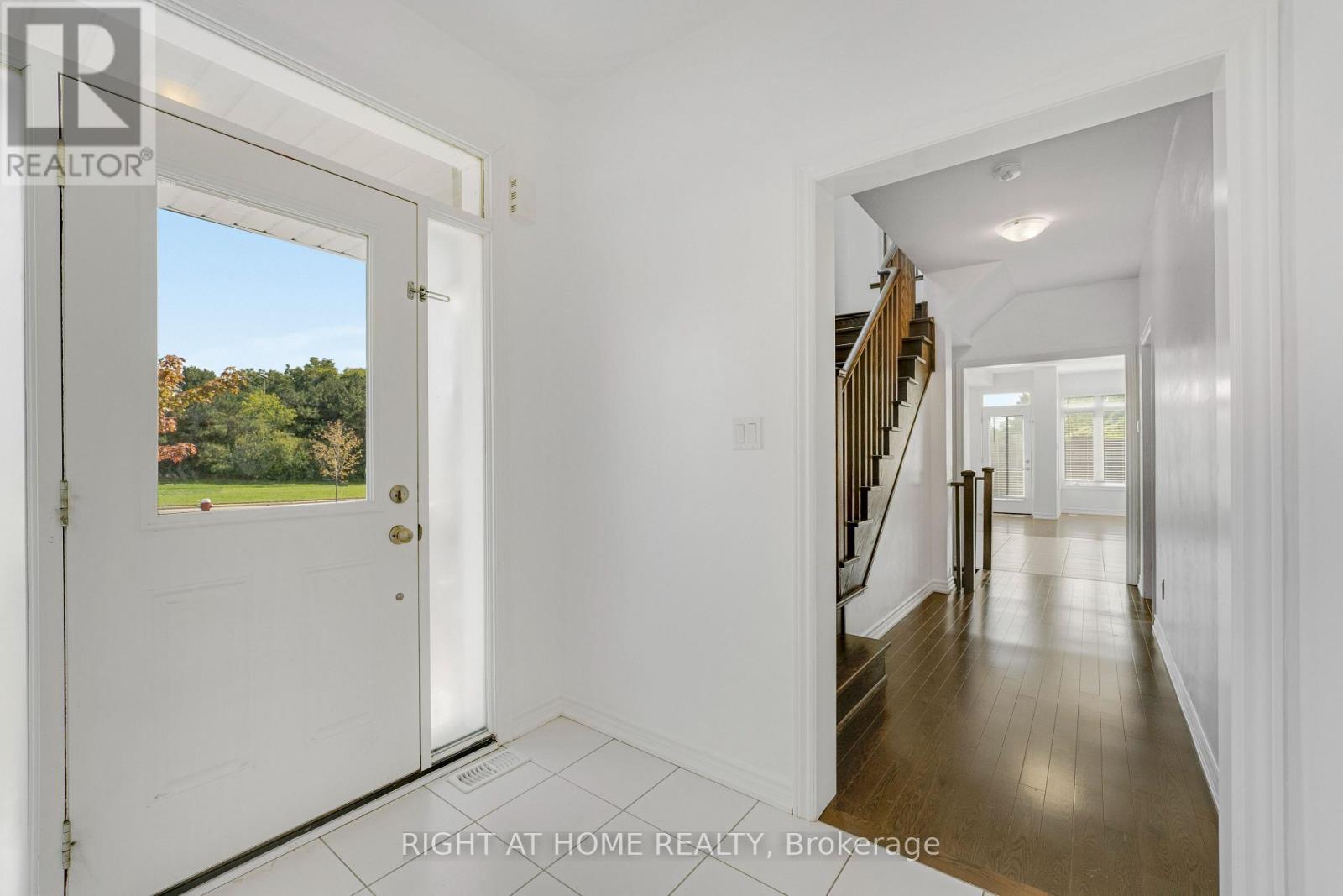 6 Savino Drive, Brampton, Ontario  L6Z 0J5 - Photo 11 - W13760132